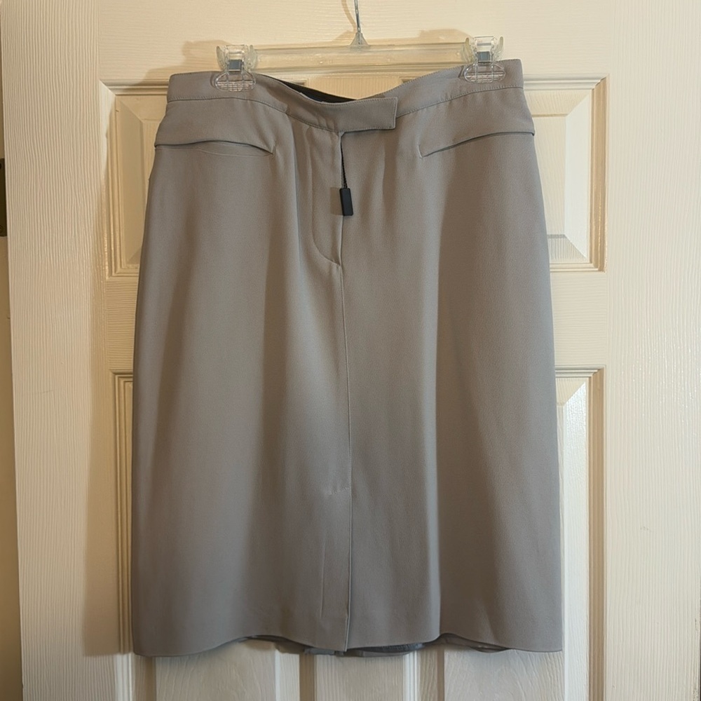 Emporio Armani Light Grey Skirt NWOT Size 11